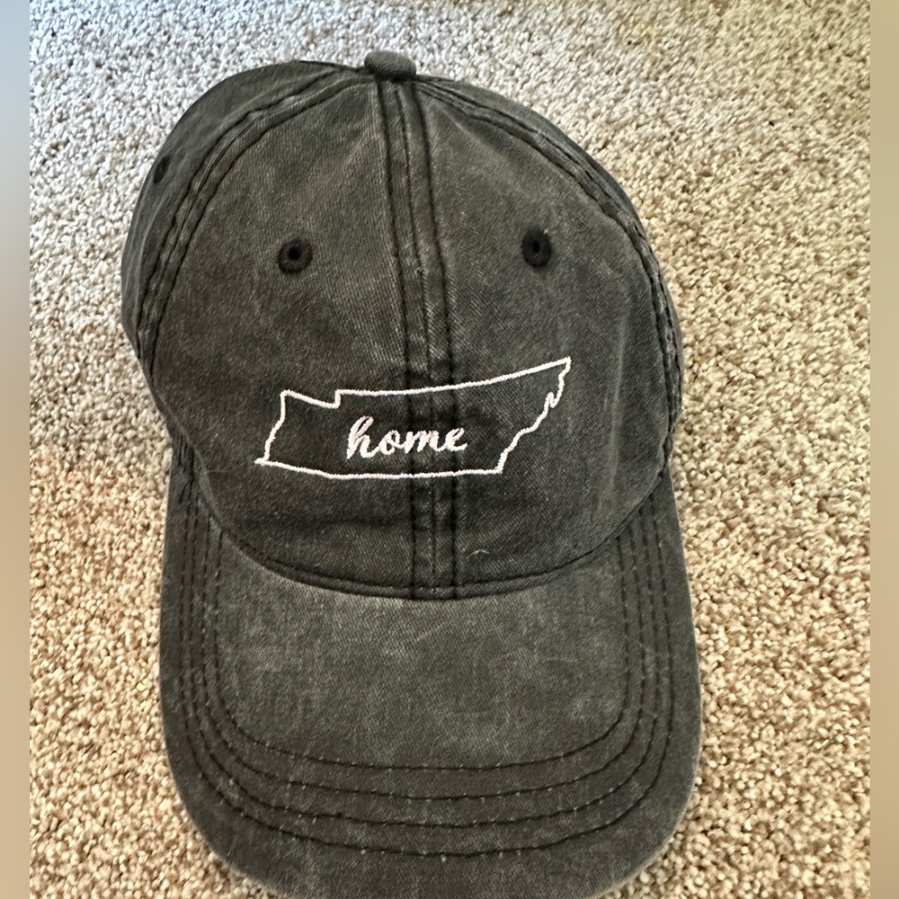 Never Been Worn Home Free Gray Tennessee Baseball Cap | Size OS